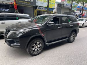 Xe Toyota Fortuner 2.4G 4x2 MT 2020