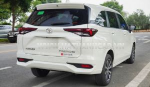 Xe Toyota Avanza Premio 1.5 AT 2024