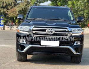 Xe Toyota Land Cruiser 4.6 V8 2019