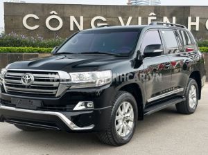 Xe Toyota Land Cruiser 4.6 V8 2019