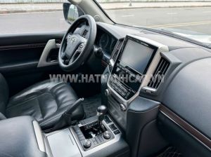 Xe Toyota Land Cruiser 4.6 V8 2019