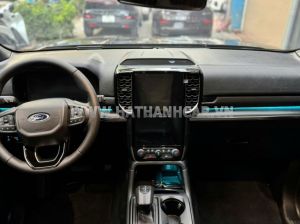 Xe Ford Everest Titanium Plus 2.0L 4x4 AT 2024